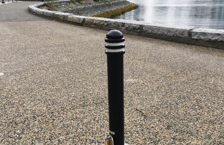 04-r-7901-bollards-removable-waterfront