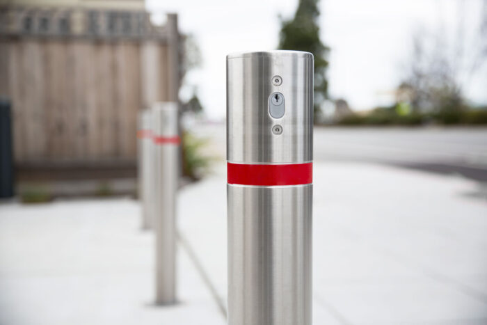 R-8464 stainless steel removable bollards with red reflector stripe